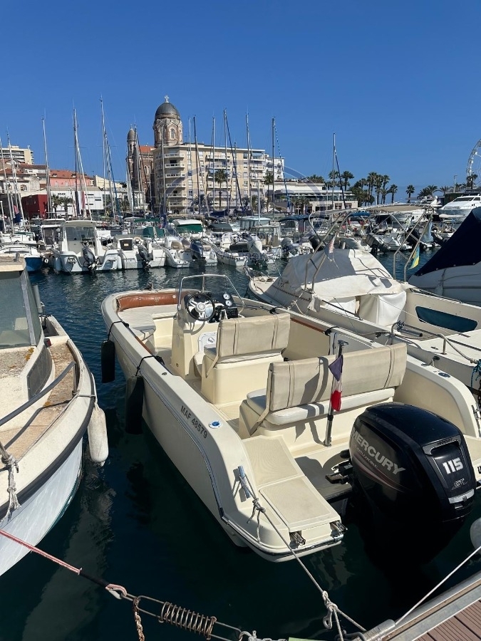 Invictus 190FX