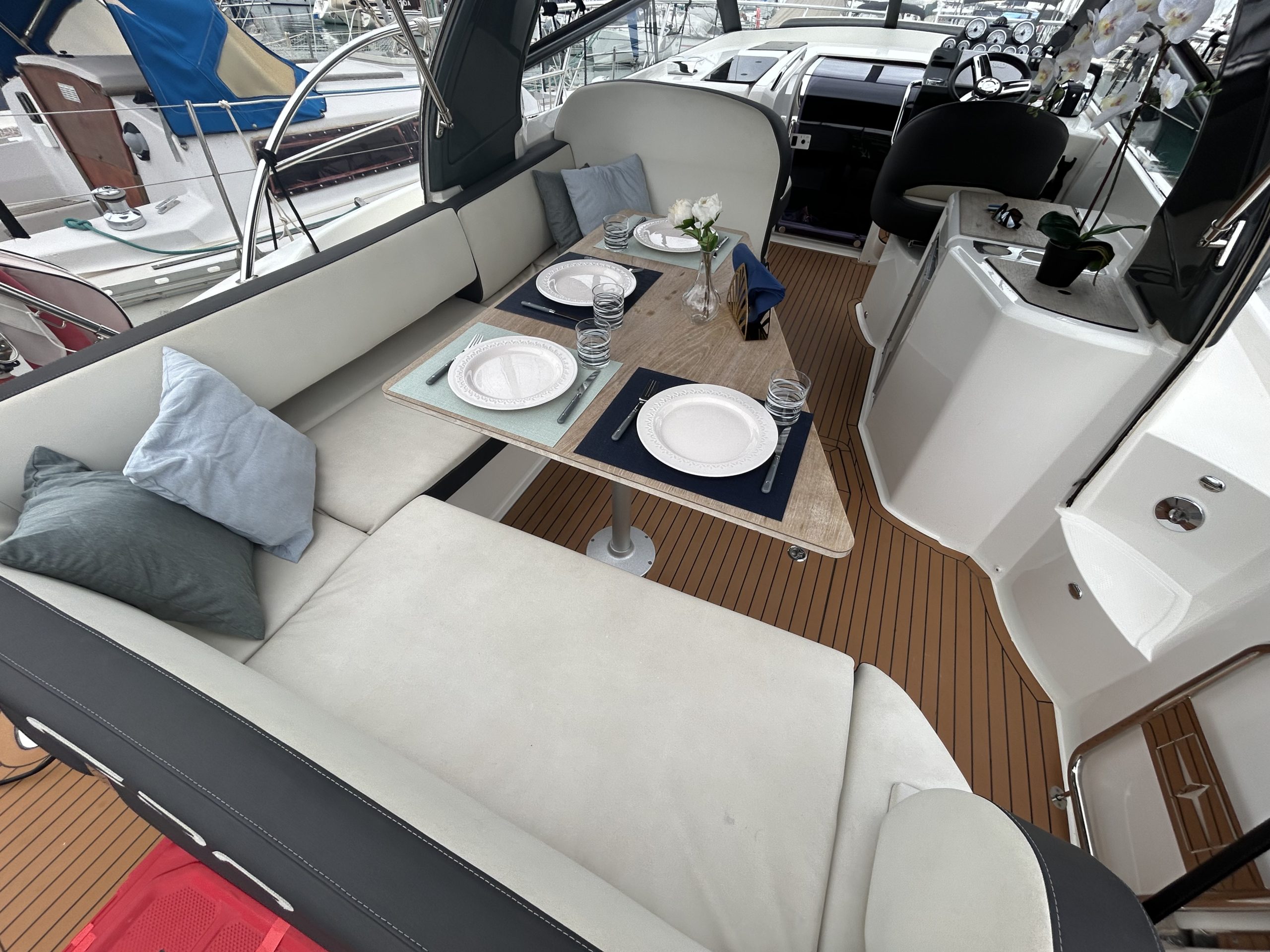 Bavaria S30