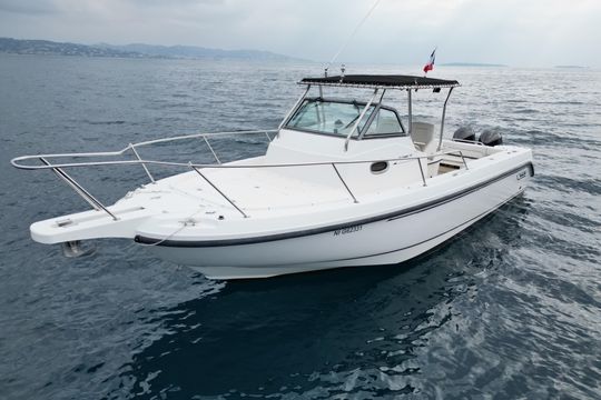 Boston Whaler 28 Outrage « Urora » (2000)